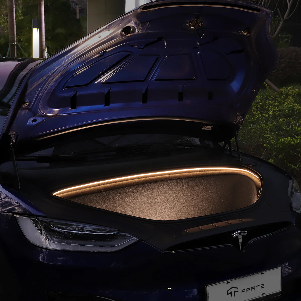 TPARTS Front Kofferraum Trunk LED Streifen für Tesla Model X bei EV Motion Shop