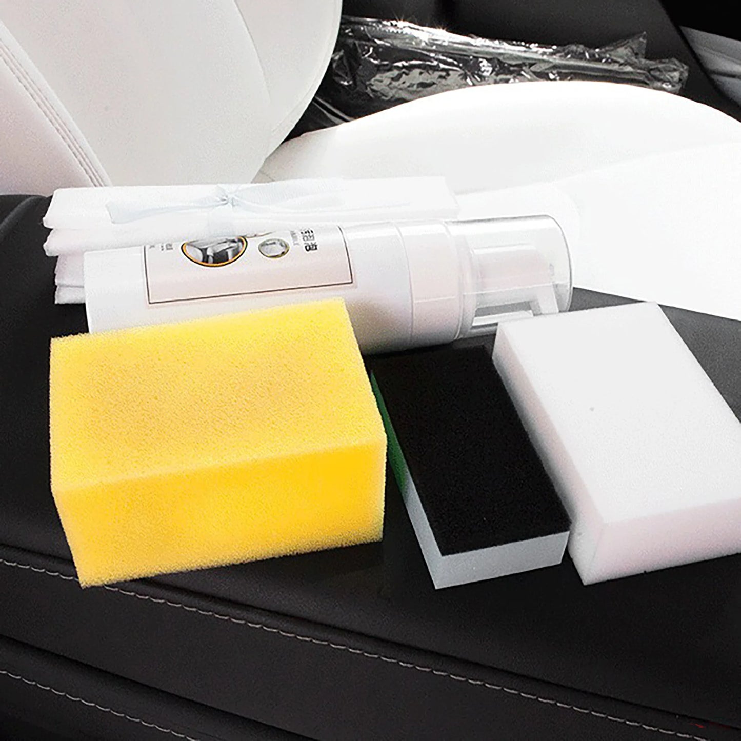 Yeslak Umweltfreundlicher Tesla Innenraum- & Leder Reiniger bei EV Motion Shop