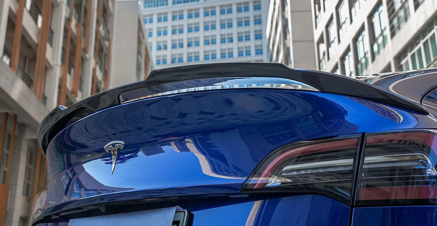 PAKTECHZ Heckspoiler aus Carbon für Tesla Model Y bei EV Motion Shop