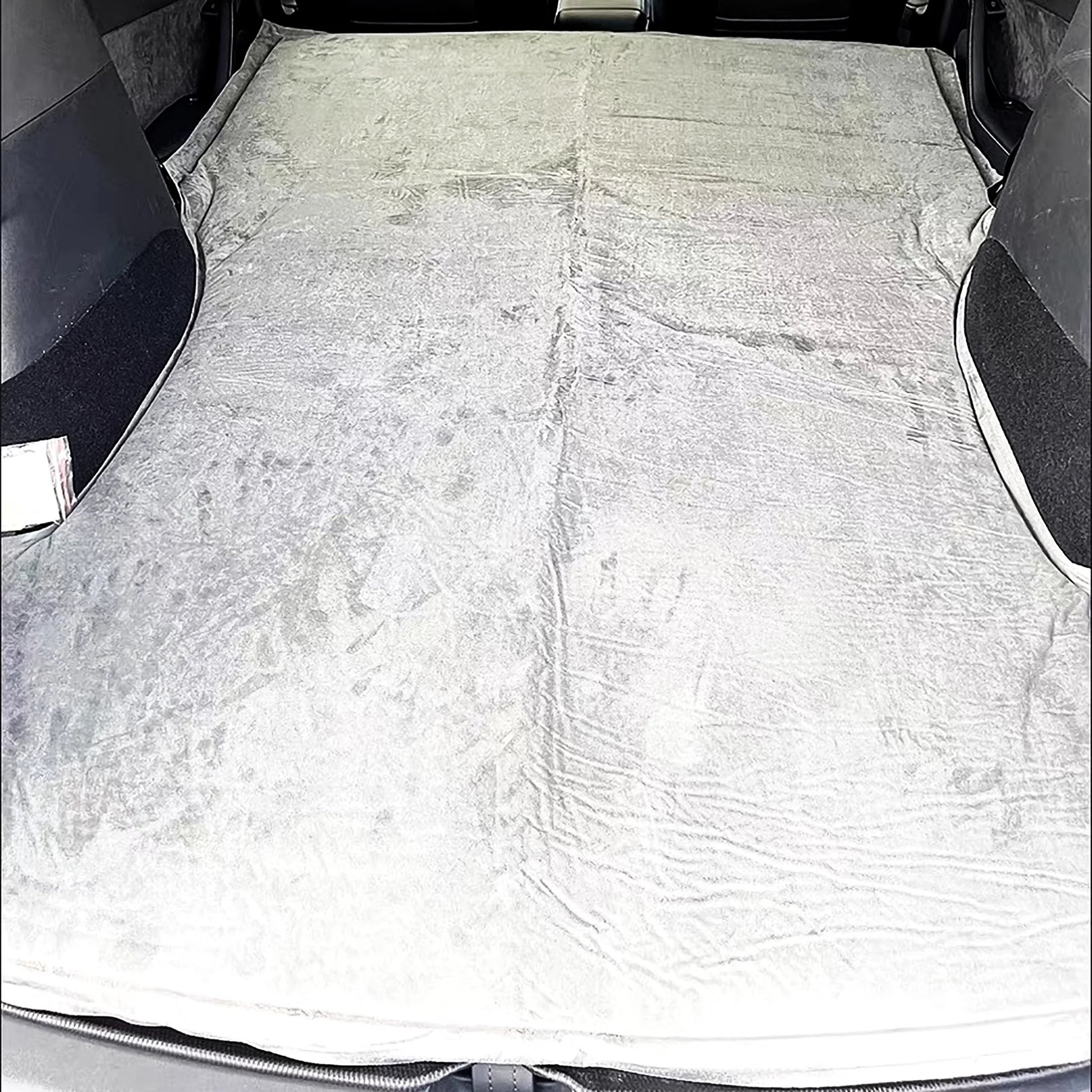 Yeslak Tragbare Selbstaufblasende Wildleder Suede Luftmatratze – Tesla Model 3 / Y / Highland / Juniper bei EV Motion Shop