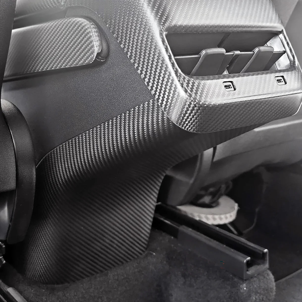 Yeslak Carbon Heck Mittelkonsolen Abdeckung Cover – Tesla Model 3 / Y bei EV Motion Shop