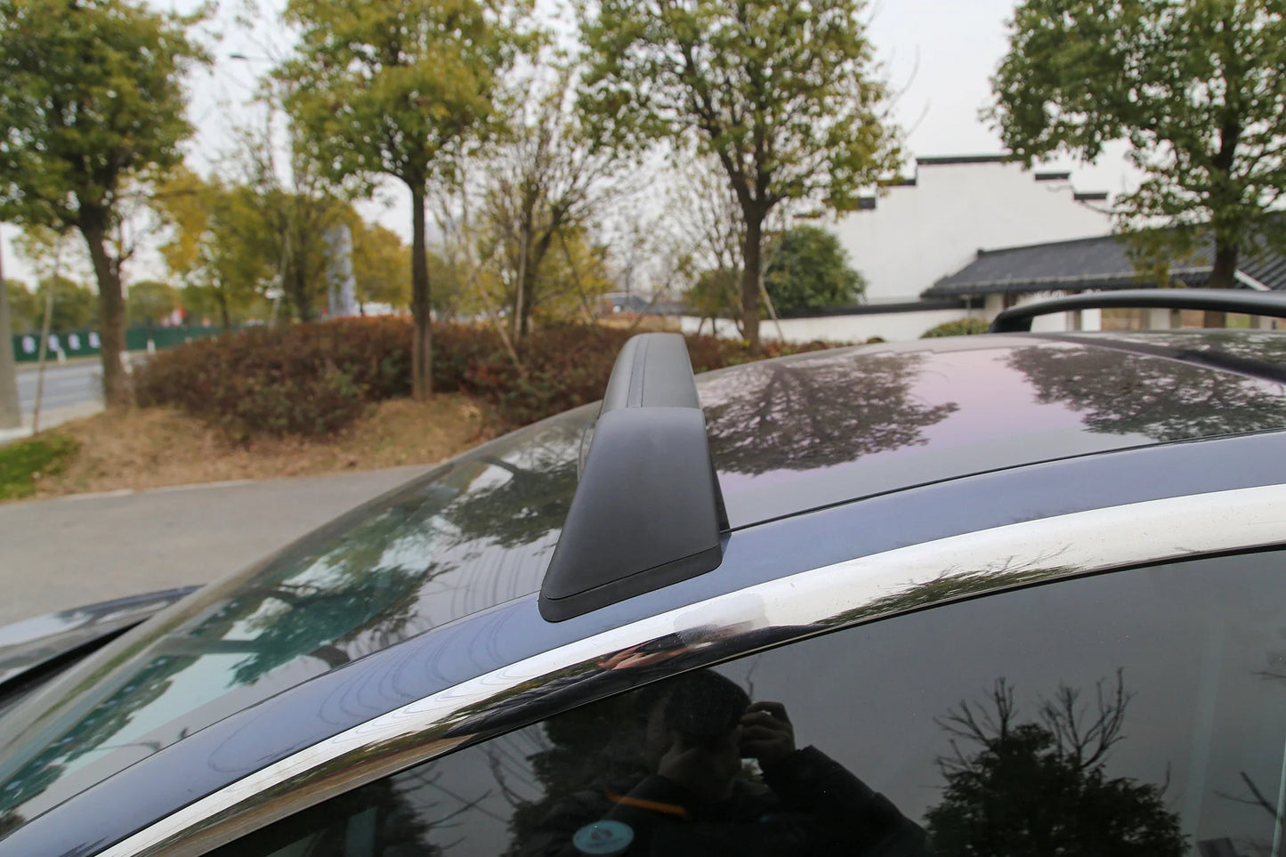 Yeslak Dachgepäckträger Querträger – Tesla Model 3 / Y / Highland / Juniper bei EV Motion Shop