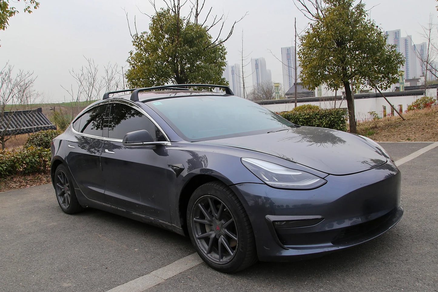 Yeslak Dachgepäckträger Querträger – Tesla Model 3 / Y / Highland / Juniper bei EV Motion Shop