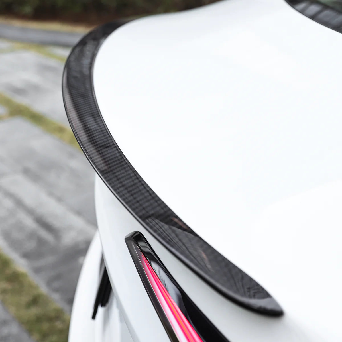 TPARTS Echt Carbon Performance Spoiler for Tesla Model 3 (2024) Highland bei EV Motion Shop