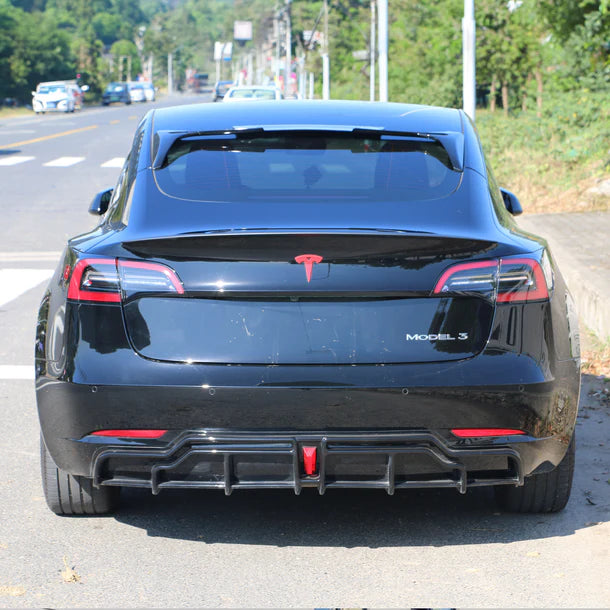 Yeslak Heck Diffuser Stoßstangenlippe mit LED Bremslicht – Tesla Model 3 / Y (Pre-Facelift) bei EV Motion Shop