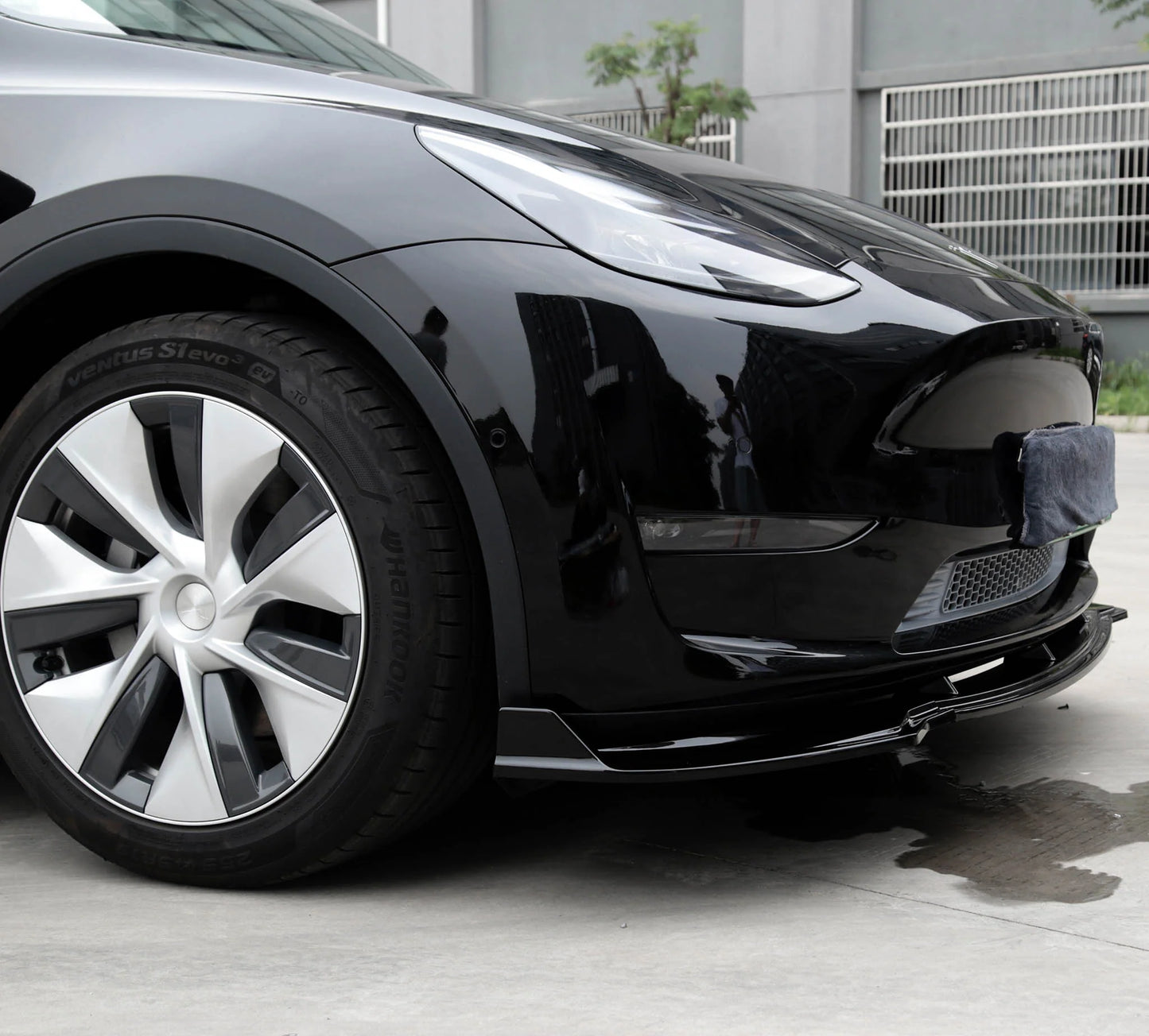 Yeslak ABS Frontlippen Spoiler – Tesla Model Y bei EV Motion Shop