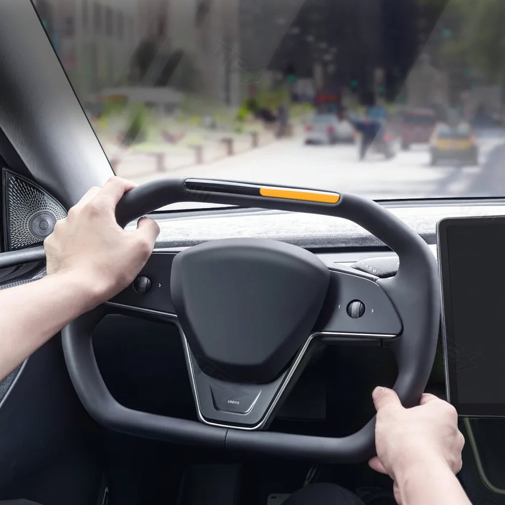 Tesstudio Cybertruck Inspiriertes Cyberpack Lenkrad mit Kontrollleuchten für Model 3 / Y bei EV Motion Shop