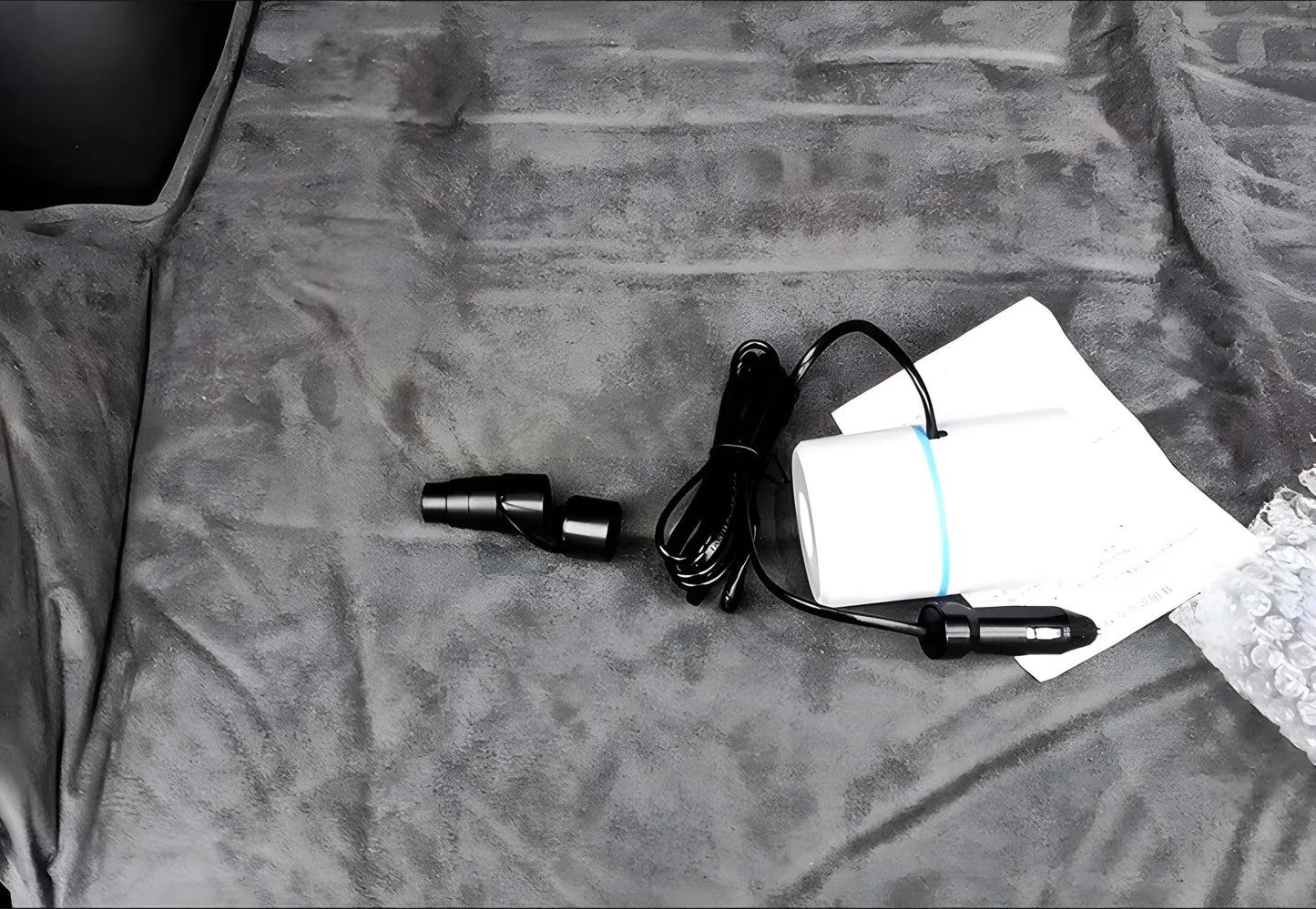 Yeslak Tragbare Selbstaufblasende Wildleder Suede Luftmatratze – Tesla Model 3 / Y / Highland / Juniper bei EV Motion Shop