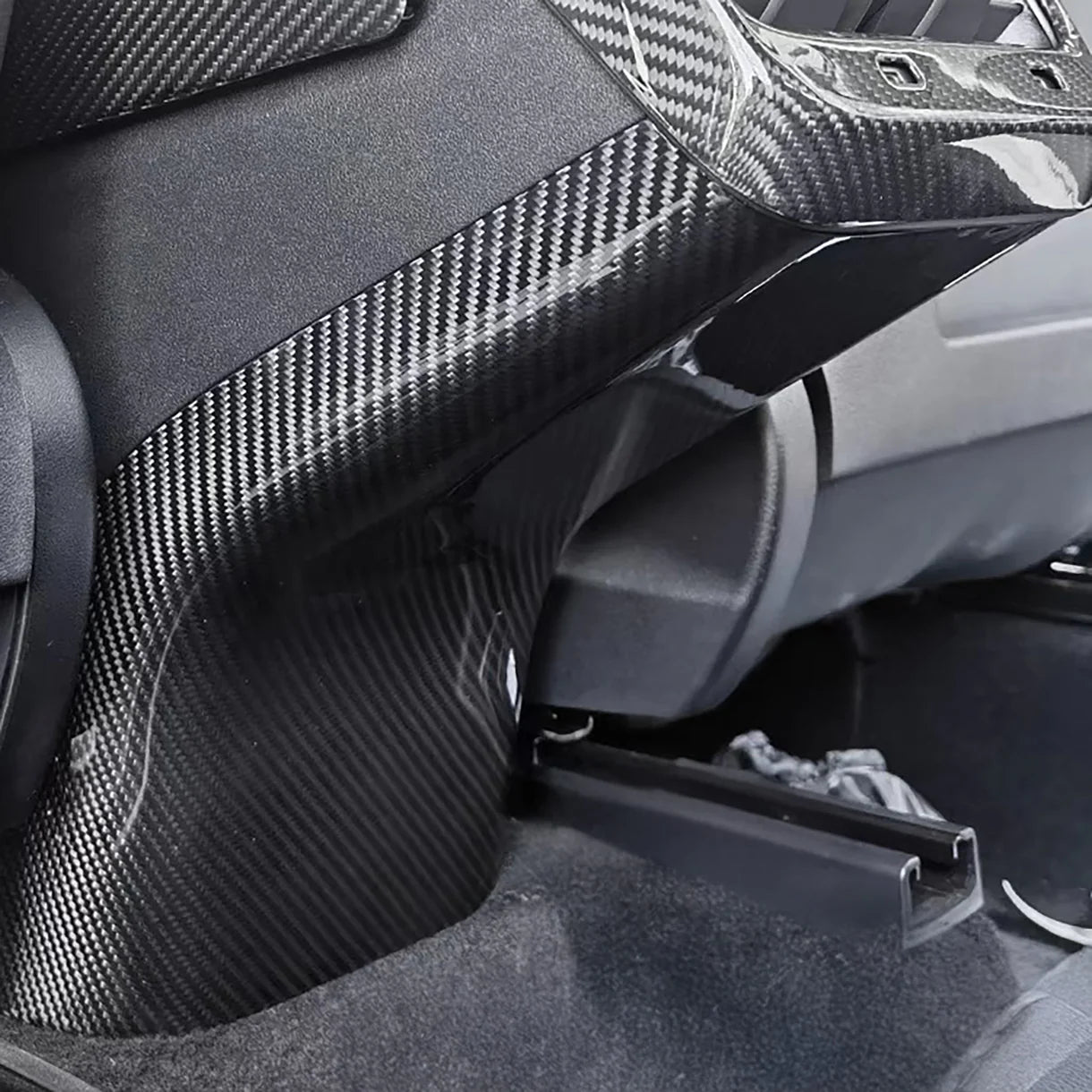Yeslak Carbon Heck Mittelkonsolen Abdeckung Cover – Tesla Model 3 / Y bei EV Motion Shop