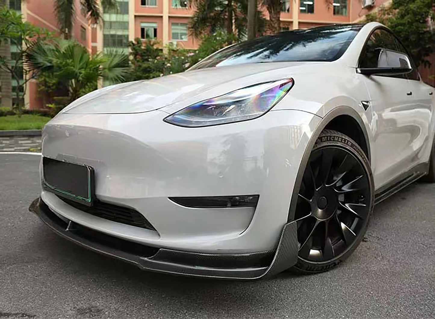 Yeslak V-Type Carbon Fiber Aero Front Lip – Tesla Model Y (Pre-Facelift) bei EV Motion Shop