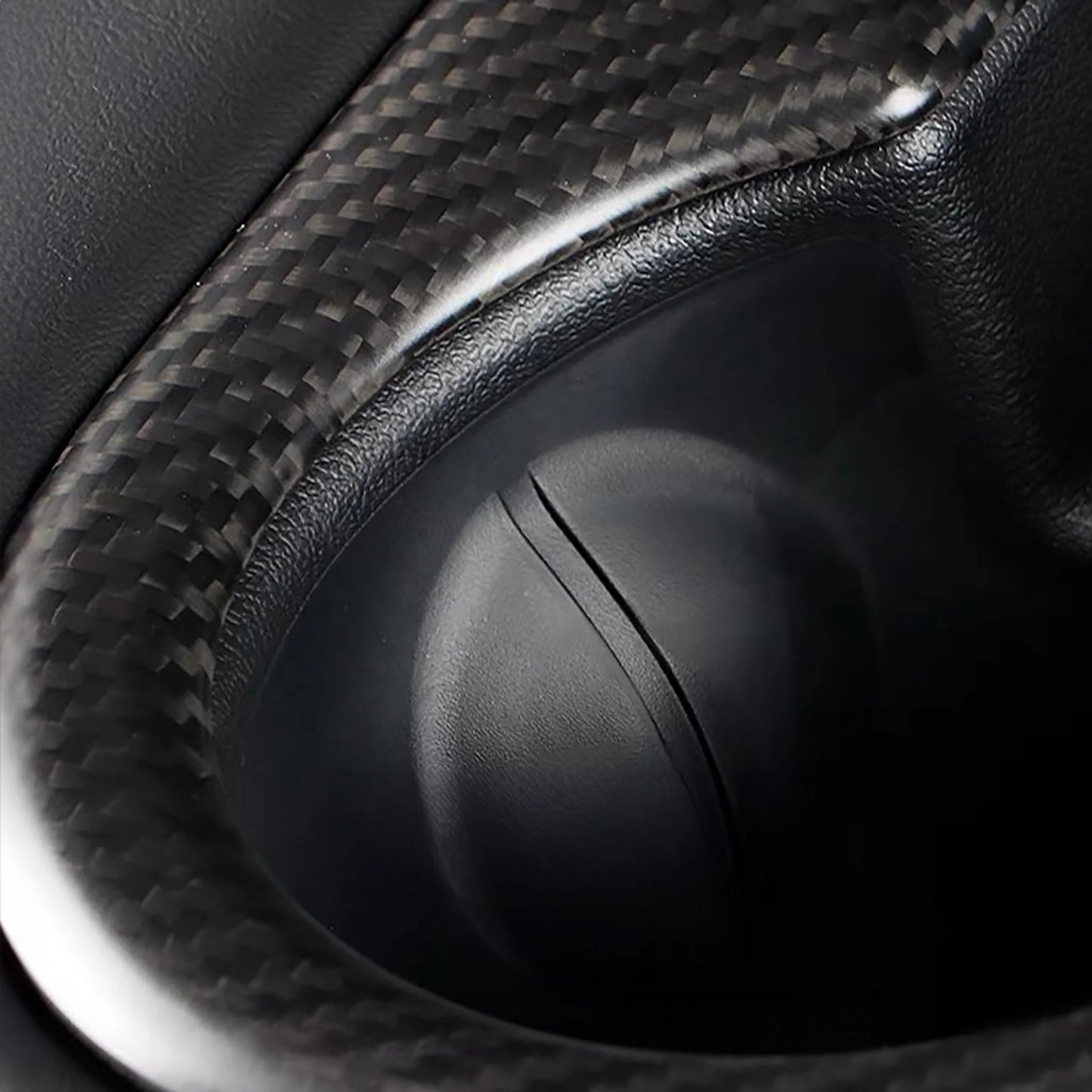 Yeslak Carbon Rücksitz Cupholder Cover – Tesla Model 3 / Y