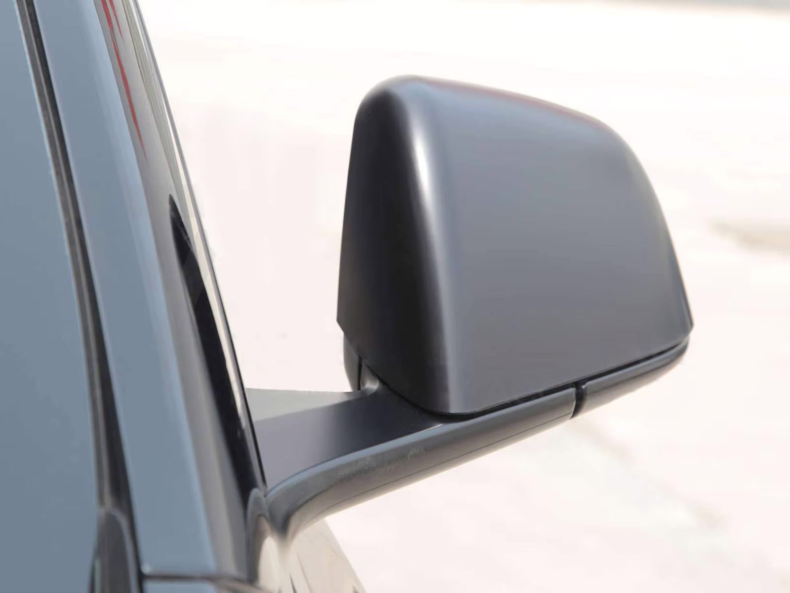 EV Motion ABS Aussenspiegel Cover – Tesla Model 3 / Y Highland bei EV Motion Shop