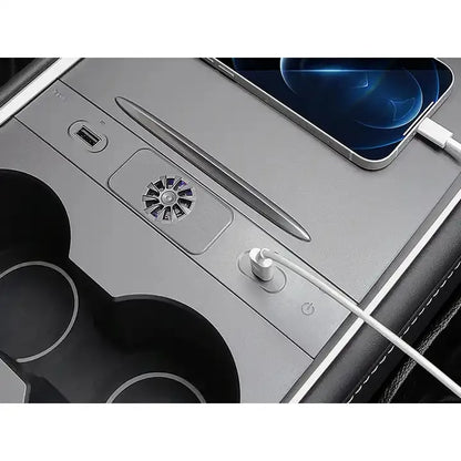 EV Motion USB Hub Duft Diffusor Einsatz für Mittelkonsole für Tesla Model 3 / Y