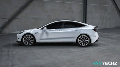 PAKTECHZ Frontspoiler aus Carbon für Tesla Model 3 bei EV Motion Shop