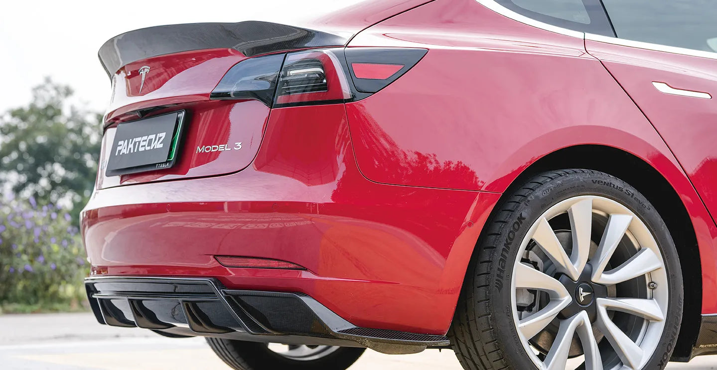 PAKTECHZ Heckspoiler aus Carbon für Tesla Model 3 bei EV Motion Shop