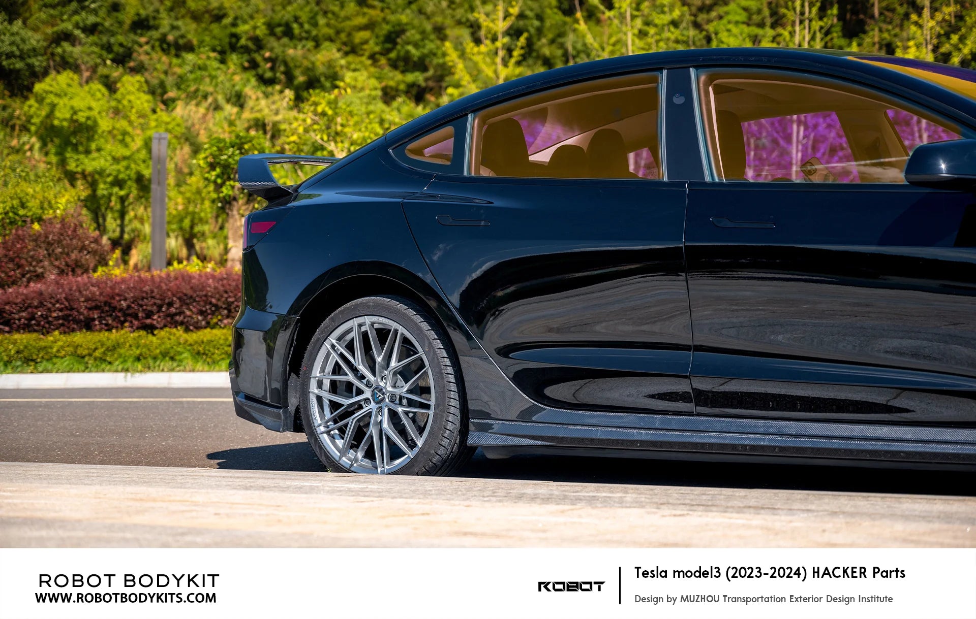 Robot "Hacker" Seitenschweller – Tesla Model 3 Highland bei EV Motion Shop