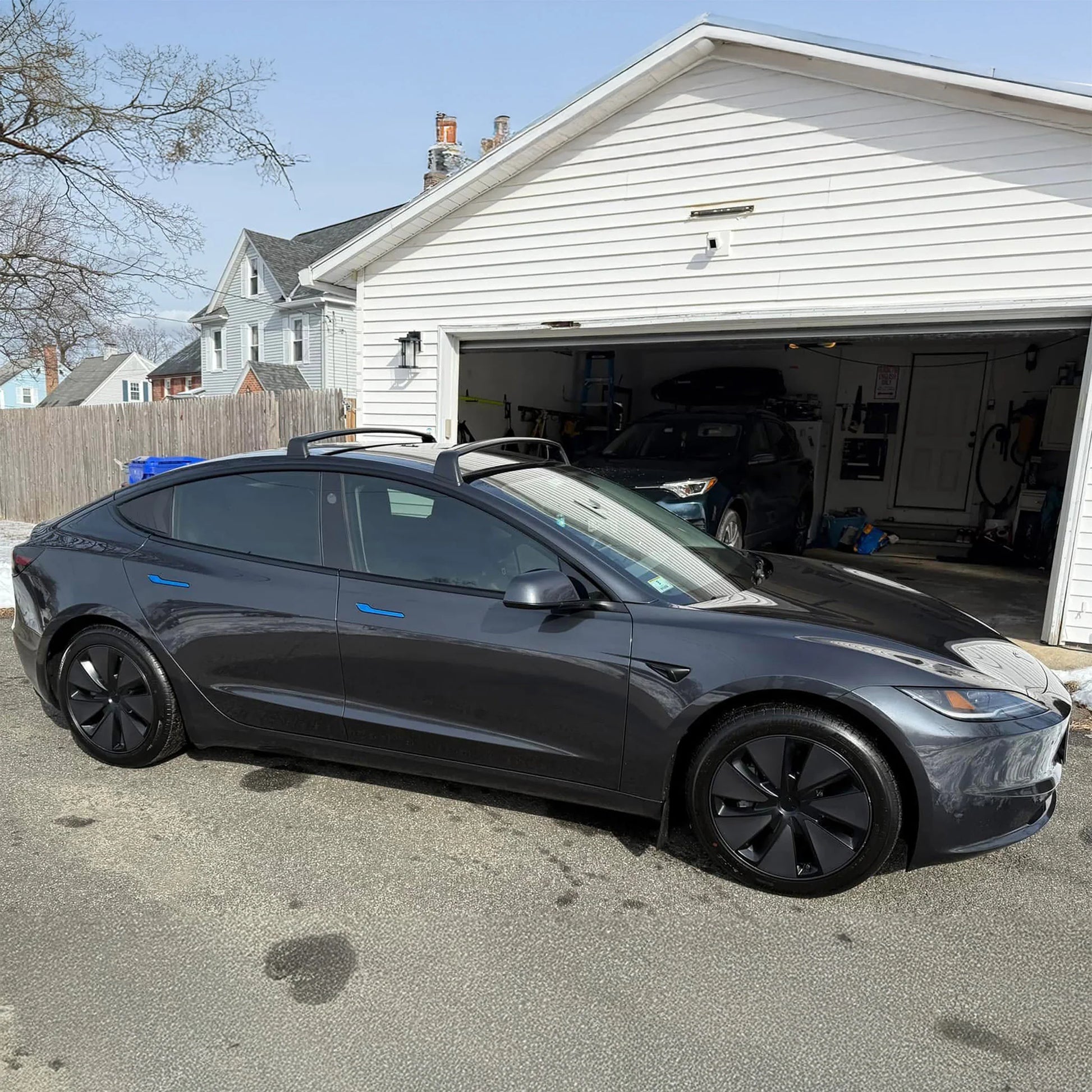 Yeslak Dachgepäckträger Querträger – Tesla Model 3 / Y / Highland / Juniper bei EV Motion Shop