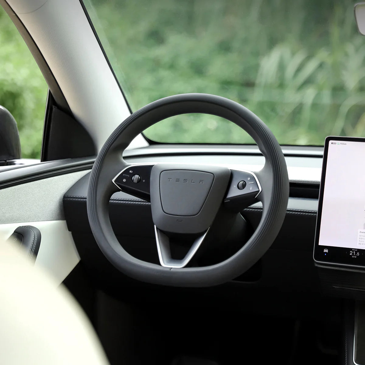 TPARTS Silikon Lenkrad Cover – Tesla Model 3 Highland / Model Y Juniper bei EV Motion Shop
