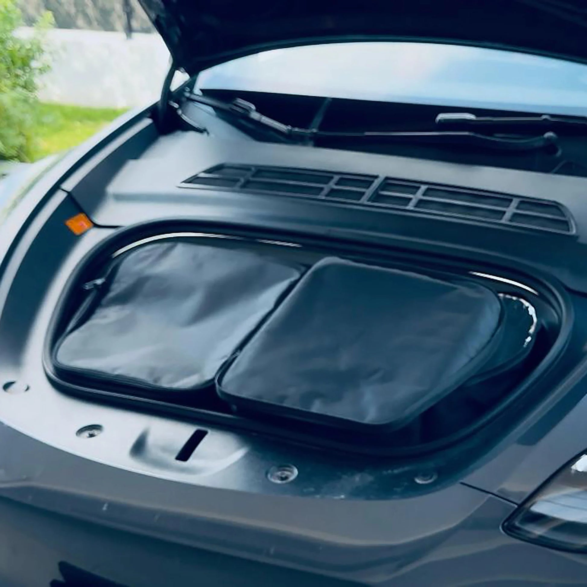 Yeslak Frunk Cooler Organizer Taschen – Tesla Model 3 / Y / Highland / Juniper bei EV Motion Shop