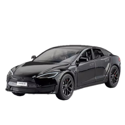 Tesla Model S Spielzeug Dekoration Modell Auto im 1 24 Maßstab aus Aluminium bei EV Motion Shop