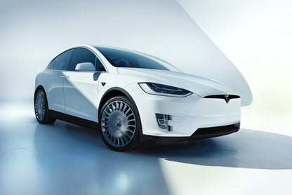 The New Aero - Razor 22" Glossy Titanium (4er Set) für Tesla Model X bei EV Motion Shop 