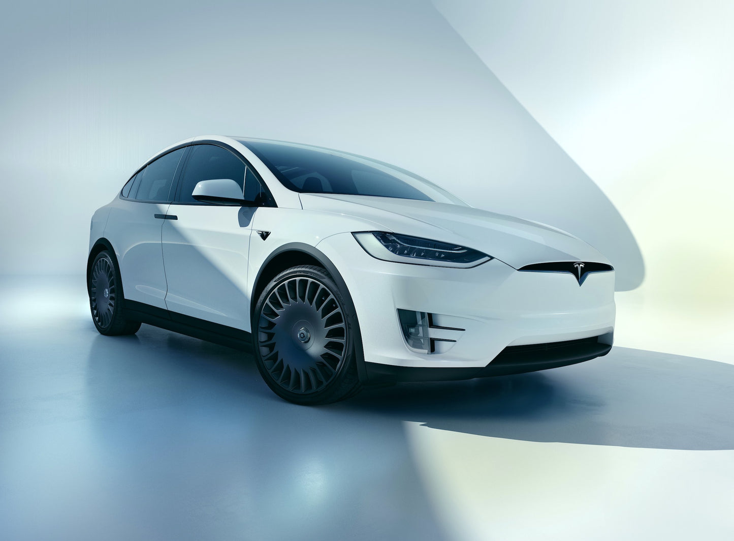 The New Aero - Razor 22" Matte Stealth (4er Set) für Tesla Model X bei EV Motion Shop 