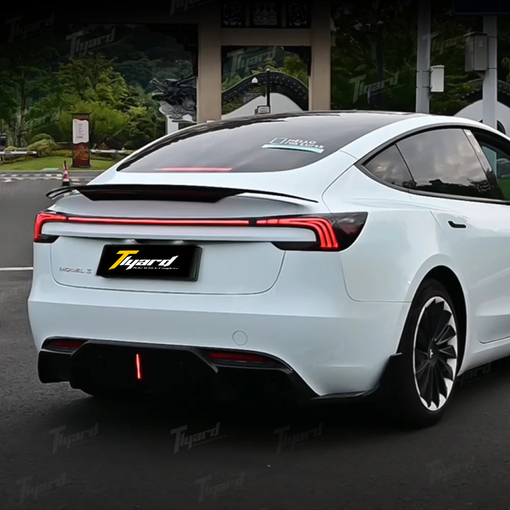 Tlyard LED Leiste Rücklicht Breite Schlussleuchte für Model 3 (2024) Highland bei EV Motion Shop 